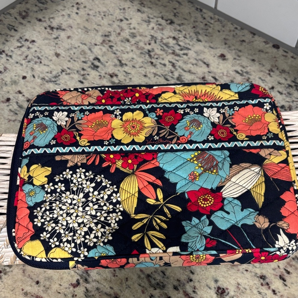 Vera Bradley Multicolor Floral IPad bag or tablet NWOT